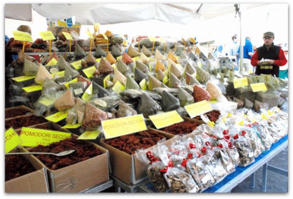 Campo de Fiori: especias Campo de Fiori: especias