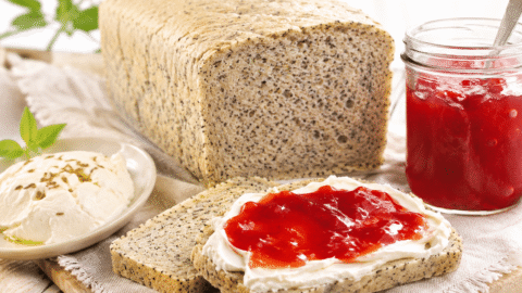 Pan de molde con semillas de Amapola