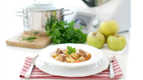 Guiso de ternera con patatas en Thermomix®