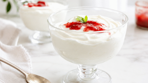 Mousse de yogur griego y queso