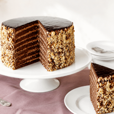 Tarta de chocolate y praliné