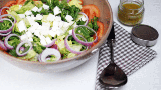 Ensalada con queso fresco