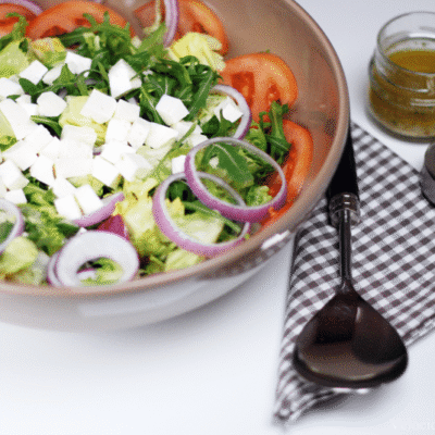 Ensalada con queso fresco