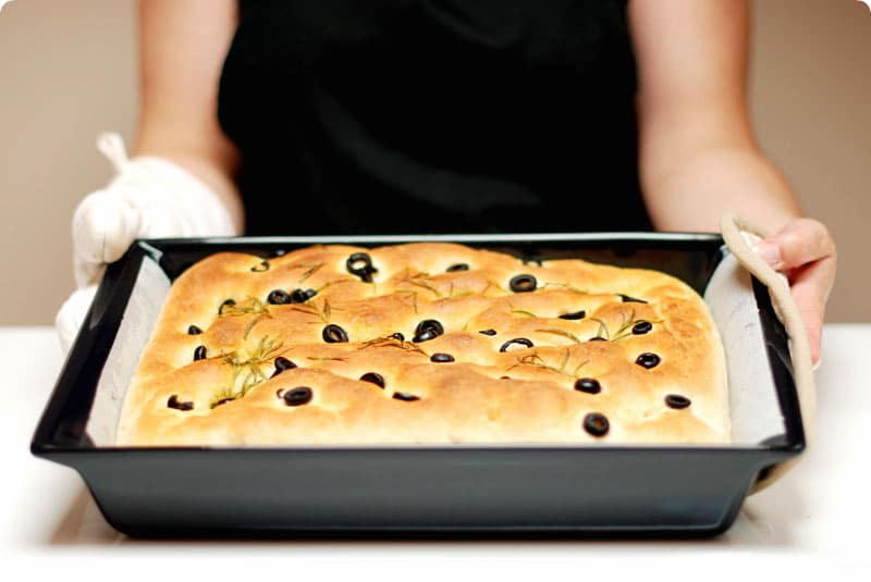 Foccacia de aceitunas negras y tomillo