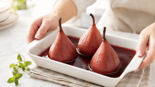 Peras al vino tinto con Thermomix