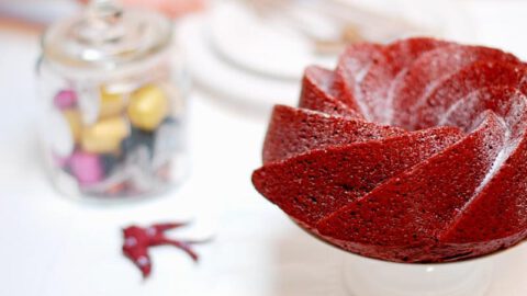 Receta de Red velvet bundt cake con Thermomix