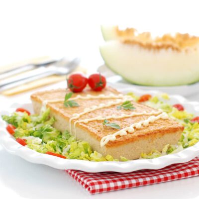 Pastel de atún, un clásico de verano para niños.