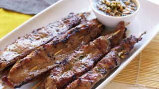 Saté de presa ibérica a la barbacoa por PepaCooks