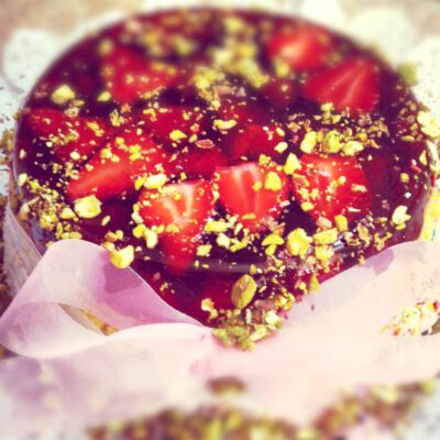 Tarta de fresas con gelatina