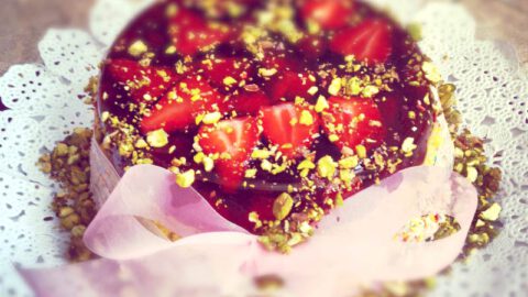 Tarta de fresas con gelatina