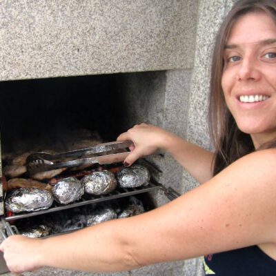 Hoy cocina Amara en su barbacoa casera