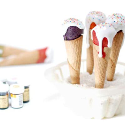 Helado cucurucho de bizcocho, pon los colores que más te gusten