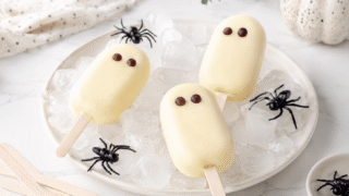 Helados fantasma de vainilla para Halloween