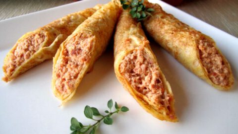 Filloas rellenas de carne de cocido by PiquiCes