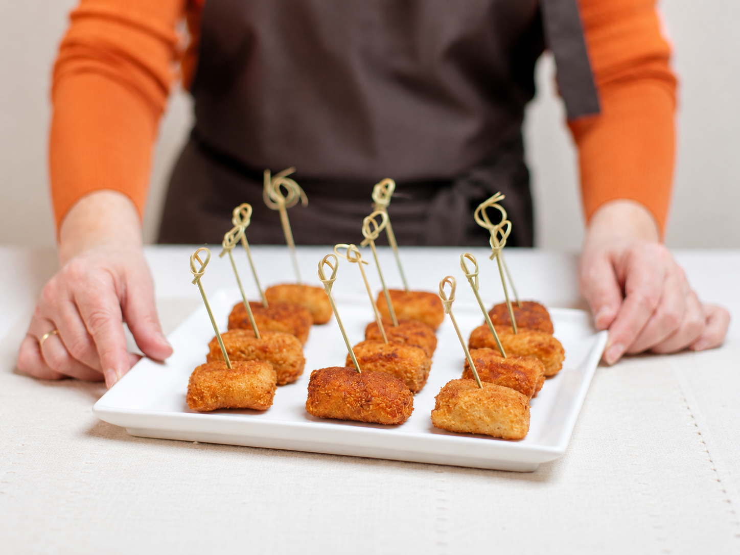 Croquetas de pollo a mano