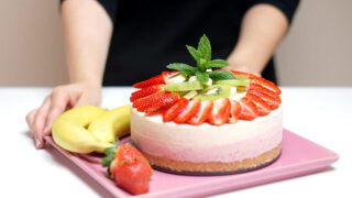 Tarta helada con frutas