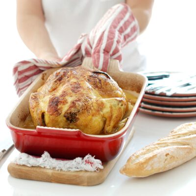 Pollo asado al horno con patatas panaderas