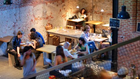Olivia te cuida, una cantina en Matadero de Madrid