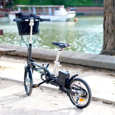 De paseo en bicicleta eléctrica