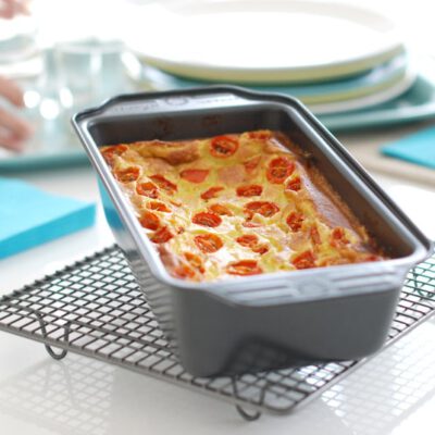 Pastel de puerros con tomates cherry
