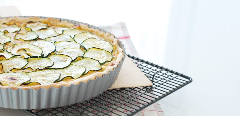 Tarta salada fácil de pollo, maíz y calabacín Tarta salada fácil de pollo, maíz y calabacín