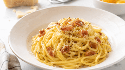Espaguetis a la carbonara “tradicional”