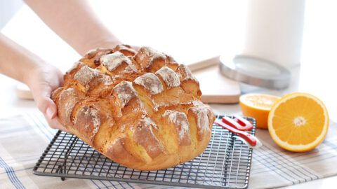 Pan rápido de naranja
