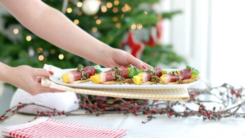 Rollitos de jamón con mango y vinagreta de pipas