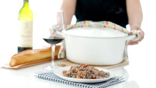 Arroz negro con sepia en cocotte