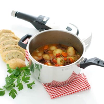 Guiso de ternera con patatas en olla rápida