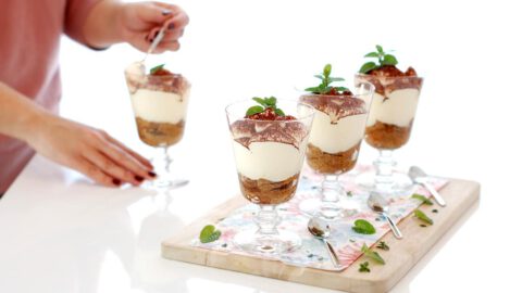 Tiramisú en copa... queda delicioso y súper bonito