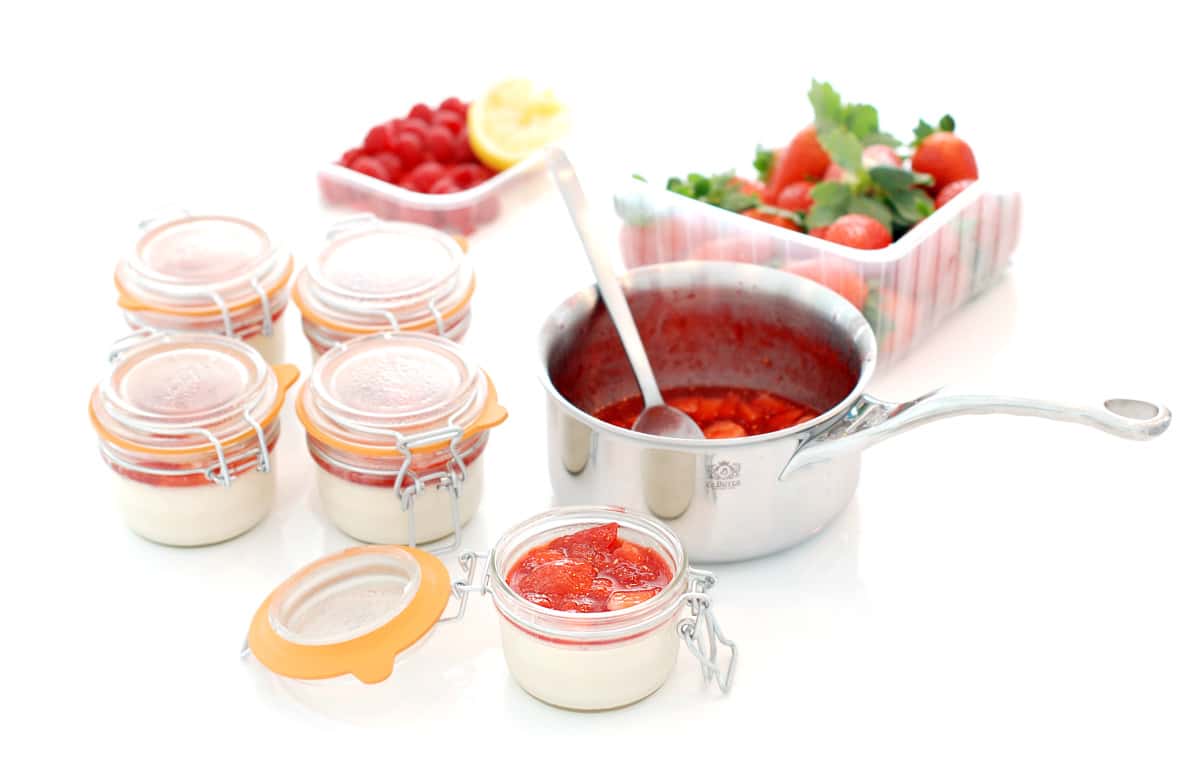 Salsa de frutos rojos, cocinada Salsa de frutos rojos, cocinada