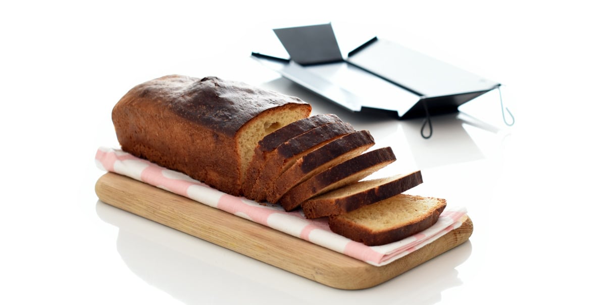 Prepara el pan en el horno y déjalo al aire de un día para otro. Prepara el pan en el horno y déjalo al aire de un día para otro.