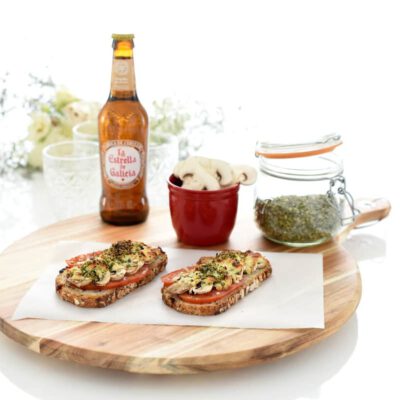 Tostas de champiñones y queso
