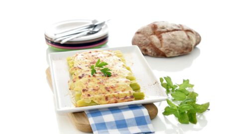 Puerros gratinados con bechamel de bacon en Thermomix®