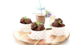 Helado de chocolate negro con Thermomix®