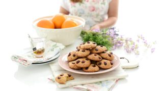 Galletas de arandanos, chocolate blanco y coco