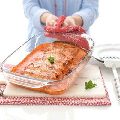 Canelones de pollo con salsa de piquillos en Thermomix®