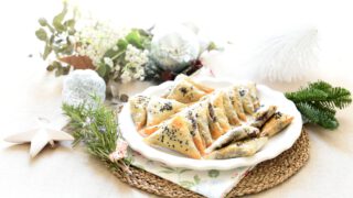 Crujiente de morcilla con repollo y piñones en Thermomix®