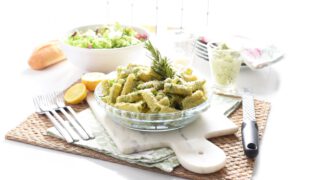 Pasta con pesto de brócoli