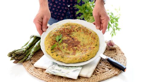 Tortilla de espárragos y jamón