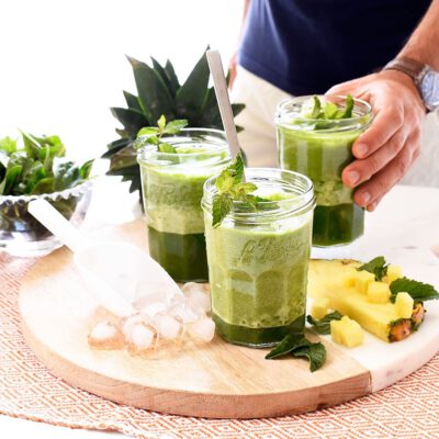 Zumo de piña y espinacas