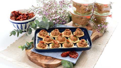Paté de sardinillas con tomate